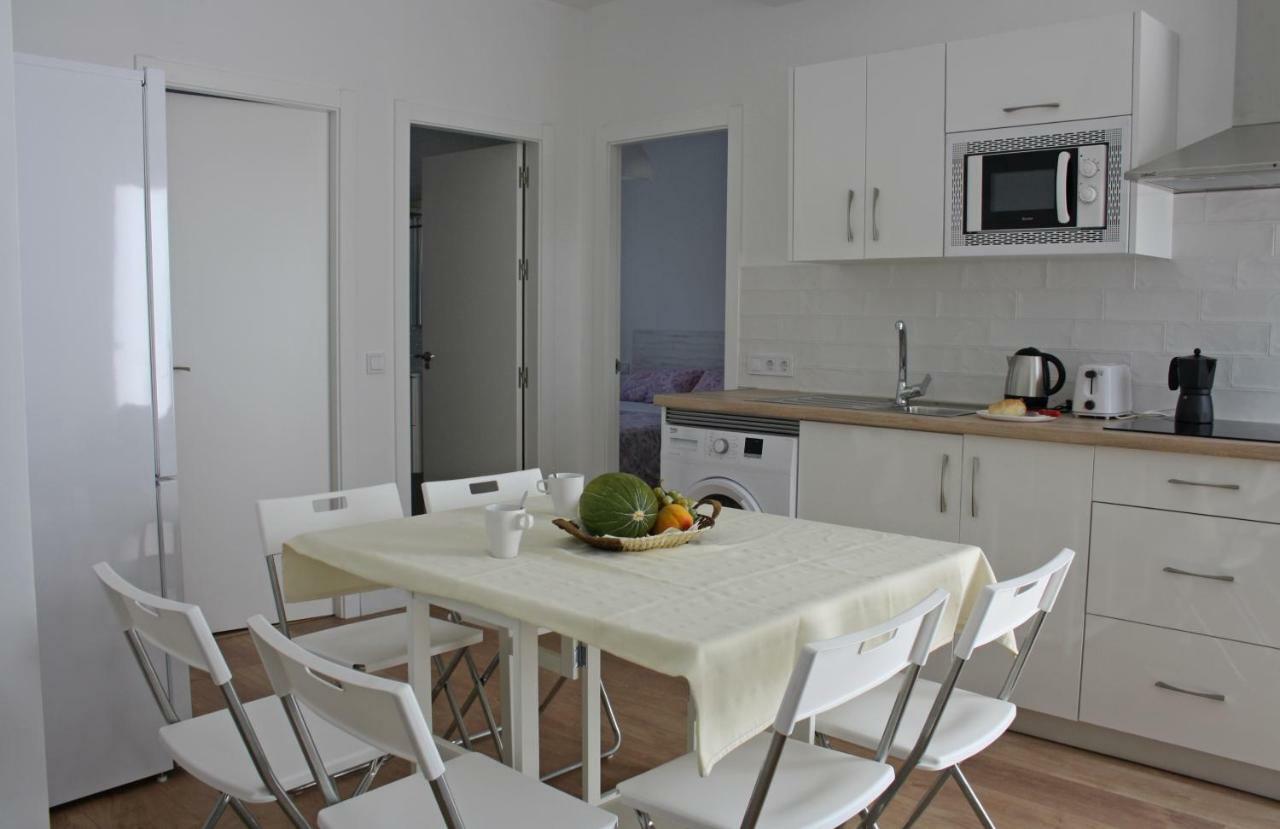 Apartamentos Angelita Plaza Beach Malaga Ngoại thất bức ảnh